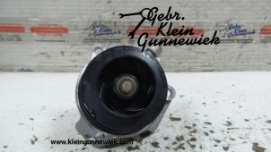 Gebruikte Koelvloeistof pomp Volkswagen Golf Prijs € 50,00 Margeregeling aangeboden door Gebr.Klein Gunnewiek Ho.BV