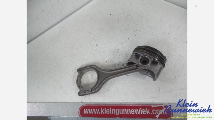 Gebruikte Zuiger Volkswagen Polo Prijs op aanvraag aangeboden door Klein Gunnewiek Autodemontage & Motorentechniek