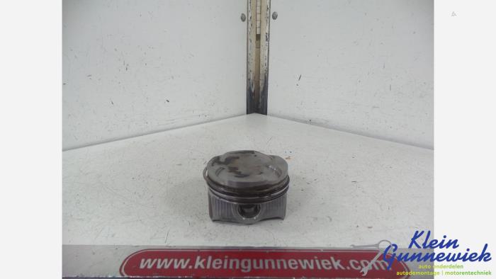 Gebruikte Zuiger Volkswagen Polo Prijs op aanvraag aangeboden door Klein Gunnewiek Autodemontage & Motorentechniek