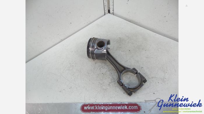 Gebruikte Zuiger Volkswagen Polo Prijs op aanvraag aangeboden door Klein Gunnewiek Autodemontage & Motorentechniek