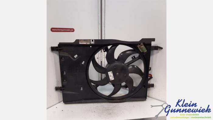 Gebruikte Airco Condensor Opel Corsa Prijs € 36,00 Margeregeling aangeboden door Klein Gunnewiek Autodemontage & Motorentechniek