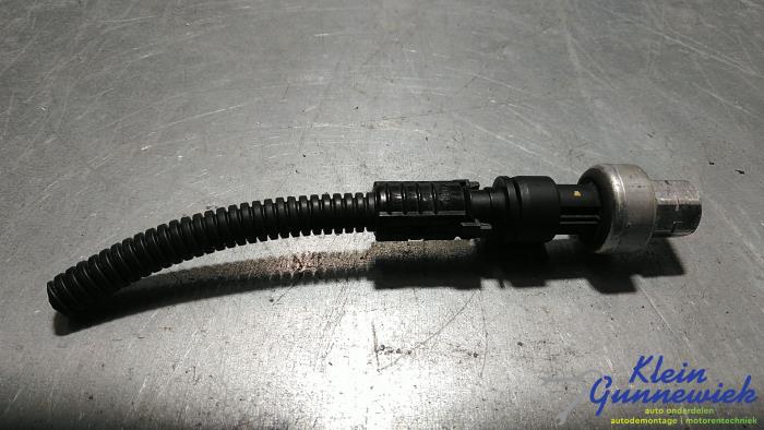 Gebruikte Airco deel (div) Opel Astra Prijs € 15,00 Margeregeling aangeboden door Klein Gunnewiek Autodemontage & Motorentechniek