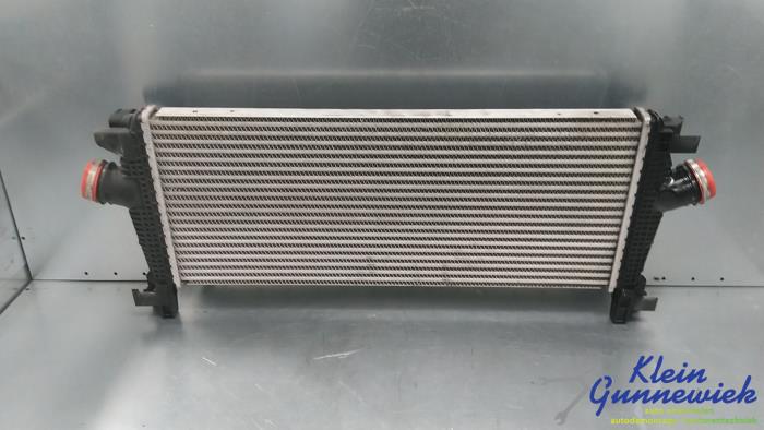 Intercooler van een Opel Astra 2011