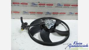 Gebruikte Koelvin Motor Dacia Duster Prijs € 50,00 Margeregeling aangeboden door Klein Gunnewiek Autodemontage & Motorentechniek