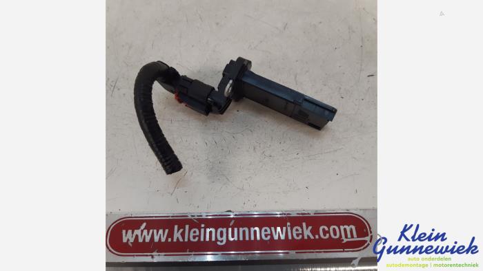 Gebruikte Luchthoeveelheidsmeter Opel Karl Prijs € 20,00 Margeregeling aangeboden door Klein Gunnewiek Autodemontage & Motorentechniek