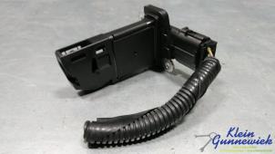 Gebruikte Luchthoeveelheidsmeter Opel Antara Prijs € 25,00 Margeregeling aangeboden door Klein Gunnewiek Autodemontage & Motorentechniek