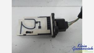 Gebruikte Luchthoeveelheidsmeter Opel Vivaro Prijs € 50,00 Margeregeling aangeboden door Klein Gunnewiek Autodemontage & Motorentechniek