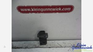 Gebruikte Luchthoeveelheidsmeter Opel Vivaro Prijs € 50,00 Margeregeling aangeboden door Klein Gunnewiek Autodemontage & Motorentechniek