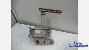 Gebruikte Motorsteun Volkswagen Golf Sportsvan Prijs € 25,00 Margeregeling aangeboden door Klein Gunnewiek Autodemontage & Motorentechniek