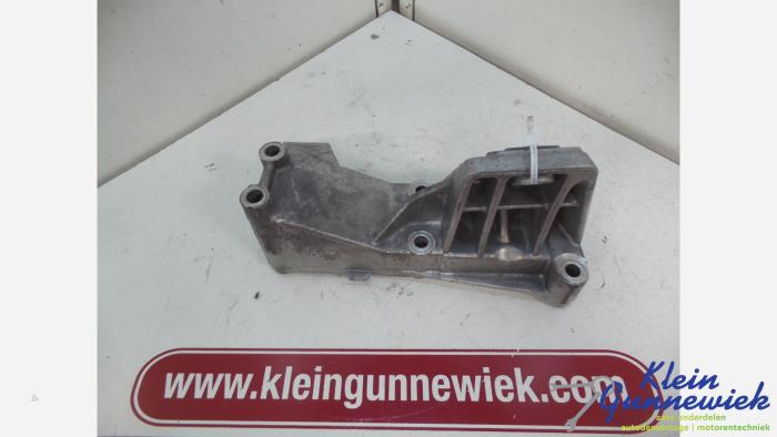 Gebruikte Motorrubber Iveco New Daily Prijs € 27,00 Margeregeling aangeboden door Klein Gunnewiek Autodemontage & Motorentechniek