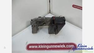 Gebruikte Motorrubber Iveco New Daily Prijs € 25,00 Margeregeling aangeboden door Klein Gunnewiek Autodemontage & Motorentechniek