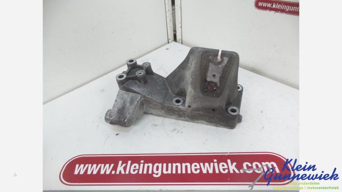 Gebruikte Motorrubber Iveco New Daily Prijs € 27,00 Margeregeling aangeboden door Klein Gunnewiek Autodemontage & Motorentechniek