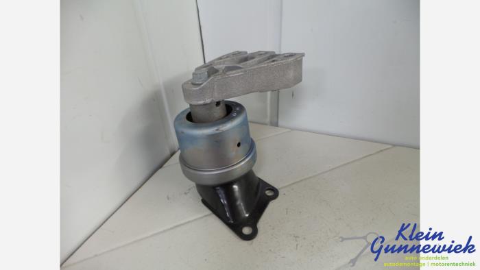 Gebruikte Motorrubber Volkswagen LT Prijs € 20,00 Margeregeling aangeboden door Klein Gunnewiek Autodemontage & Motorentechniek