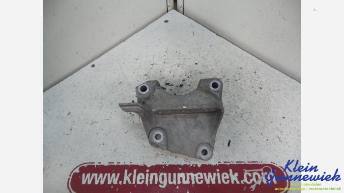 Gebruikte Motorsteun Opel Cascada Prijs € 25,00 Margeregeling aangeboden door Klein Gunnewiek Autodemontage & Motorentechniek