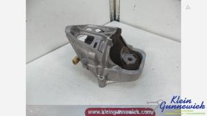 Gebruikte Motorsteun Volkswagen Touareg Prijs € 75,00 Margeregeling aangeboden door Klein Gunnewiek Autodemontage & Motorentechniek