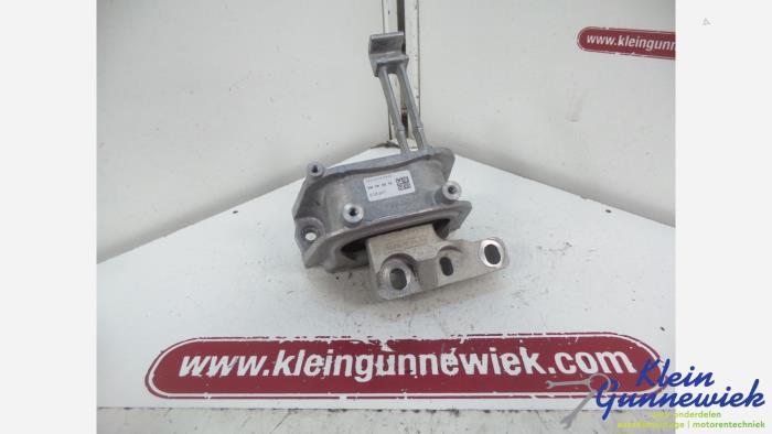 Gebruikte Motorrubber Volkswagen Golf Prijs € 28,00 Margeregeling aangeboden door Klein Gunnewiek Autodemontage & Motorentechniek
