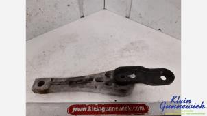 Gebruikte Motorsteun Volkswagen Jetta Prijs € 15,00 Margeregeling aangeboden door Klein Gunnewiek Autodemontage & Motorentechniek