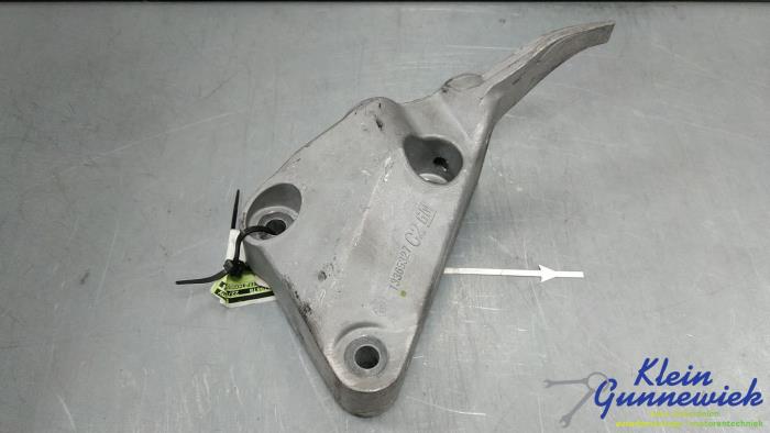 Gebruikte Motorrubber Opel Astra Prijs € 20,00 Margeregeling aangeboden door Klein Gunnewiek Autodemontage & Motorentechniek