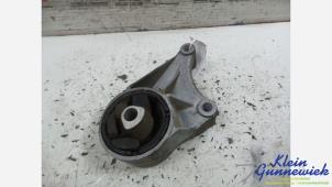 Gebruikte Motorrubber Opel Zafira Prijs € 20,00 Margeregeling aangeboden door Klein Gunnewiek Autodemontage & Motorentechniek