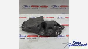 Gebruikte Motorsteun Opel Movano Prijs € 30,00 Margeregeling aangeboden door Klein Gunnewiek Autodemontage & Motorentechniek