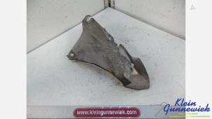 Gebruikte Motorrubber BMW 1-Serie Prijs € 20,00 Margeregeling aangeboden door Klein Gunnewiek Autodemontage & Motorentechniek