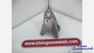 Gebruikte Motorsteun Volkswagen Touareg Prijs € 35,00 Margeregeling aangeboden door Klein Gunnewiek Autodemontage & Motorentechniek