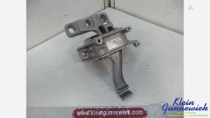 Gebruikte Motorsteun Volkswagen Golf Sportsvan Prijs € 25,00 Margeregeling aangeboden door Klein Gunnewiek Autodemontage & Motorentechniek