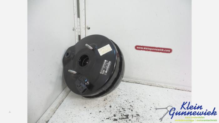 Rembekrachtiger van een Ford Mondeo 2015