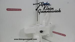 Gebruikte Ruitensproeiertank voor Volkswagen Arteon Prijs op aanvraag aangeboden door Gebr.Klein Gunnewiek Ho.BV