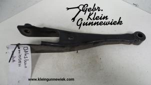 Gebruikte Versnellingsbak Steun Volkswagen Crafter Prijs op aanvraag aangeboden door Gebr.Klein Gunnewiek Ho.BV
