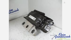 Gebruikte Versnellingsbak Steun Volkswagen Touran Prijs € 30,00 Margeregeling aangeboden door Klein Gunnewiek Autodemontage & Motorentechniek