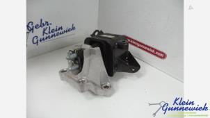 Gebruikte Versnellingsbak Steun Hyundai Ioniq Prijs € 45,00 Margeregeling aangeboden door Klein Gunnewiek Autodemontage & Motorentechniek