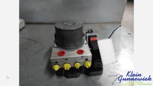 Gebruikte ABS Pomp Jaguar F-Pace Prijs € 300,00 Margeregeling aangeboden door Klein Gunnewiek Autodemontage & Motorentechniek