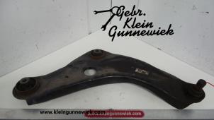 Gebruikte Draagarm onder rechts-voor Renault Kadjar Prijs op aanvraag aangeboden door Gebr.Klein Gunnewiek Ho.BV