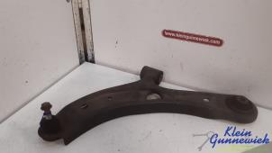 Gebruikte Draagarm onder links-voor Suzuki Swift Prijs € 50,00 Margeregeling aangeboden door Klein Gunnewiek Autodemontage & Motorentechniek