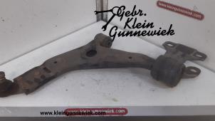 Gebruikte Draagarm onder links-voor Ford Kuga Prijs op aanvraag aangeboden door Gebr.Klein Gunnewiek Ho.BV
