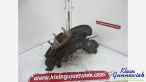 Gebruikte Asschenkel rechts-voor Ford Grand C-Max Prijs € 35,00 Margeregeling aangeboden door Klein Gunnewiek Autodemontage & Motorentechniek