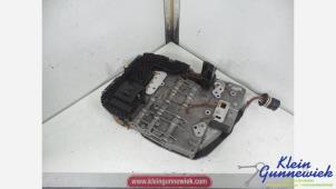 Gebruikte Kleppenblok hydraulisch Audi A8 Prijs op aanvraag aangeboden door Klein Gunnewiek Autodemontage & Motorentechniek