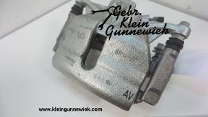 Gebruikte Remklauw (Tang) links-voor Volkswagen Arteon Prijs op aanvraag aangeboden door Gebr.Klein Gunnewiek Ho.BV