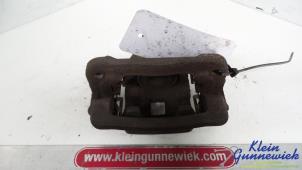 Gebruikte Remklauw (Tang) rechts-achter Kia Soul Prijs € 35,00 Margeregeling aangeboden door Klein Gunnewiek Autodemontage & Motorentechniek