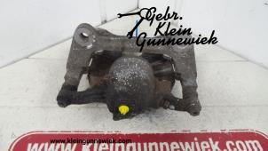 Gebruikte Remklauw (Tang) links-voor Volkswagen Passat Prijs op aanvraag aangeboden door Gebr.Klein Gunnewiek Ho.BV