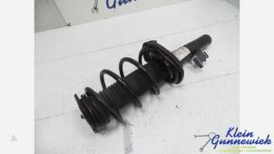 Gebruikte Mac Phersonpoot links-voor Volvo V40 Prijs € 45,00 Margeregeling aangeboden door Klein Gunnewiek Autodemontage & Motorentechniek