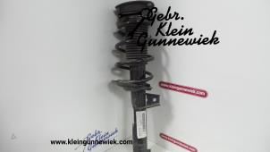 Gebruikte Schokdemperpoot links-voor Volkswagen Arteon Prijs op aanvraag aangeboden door Gebr.Klein Gunnewiek Ho.BV