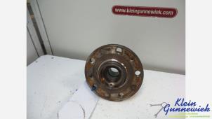 Gebruikte Wielnaaf voor Volkswagen Passat Prijs € 35,00 Margeregeling aangeboden door Klein Gunnewiek Autodemontage & Motorentechniek