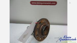 Gebruikte Wielnaaf voor Volkswagen Passat Prijs € 35,00 Margeregeling aangeboden door Klein Gunnewiek Autodemontage & Motorentechniek