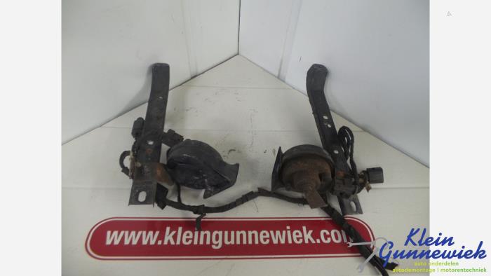 Gebruikte Claxon Audi A8 Prijs € 25,00 Margeregeling aangeboden door Klein Gunnewiek Autodemontage & Motorentechniek