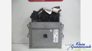 Gebruikte Inspuitcomputer Renault Clio Prijs € 55,00 Margeregeling aangeboden door Klein Gunnewiek Autodemontage & Motorentechniek
