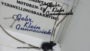 Gebruikte Portierslot Mechaniek 4Deurs rechts-achter Nissan Leaf Prijs op aanvraag aangeboden door Gebr.Klein Gunnewiek Ho.BV