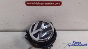 Gebruikte Handgreep Achterklep Volkswagen Passat Prijs € 25,00 Margeregeling aangeboden door Klein Gunnewiek Autodemontage & Motorentechniek