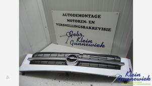 Gebruikte Grille Opel Movano Prijs € 50,00 Margeregeling aangeboden door Klein Gunnewiek Autodemontage & Motorentechniek